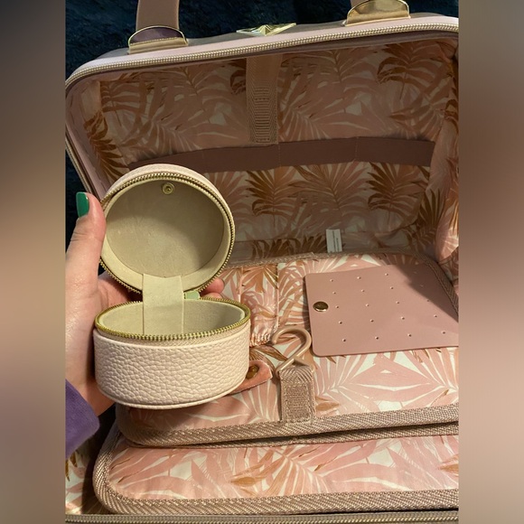 Triforce Hardside Beauty Case w/ Interior Panels Rose Gold - Picture 6 of 15